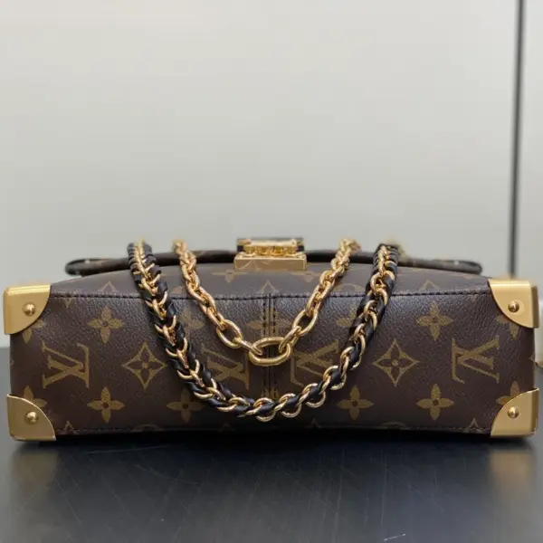 Louis Vuitton Trunkie 包包 | 2025春夏女裝系列復古行李箱靈感之作