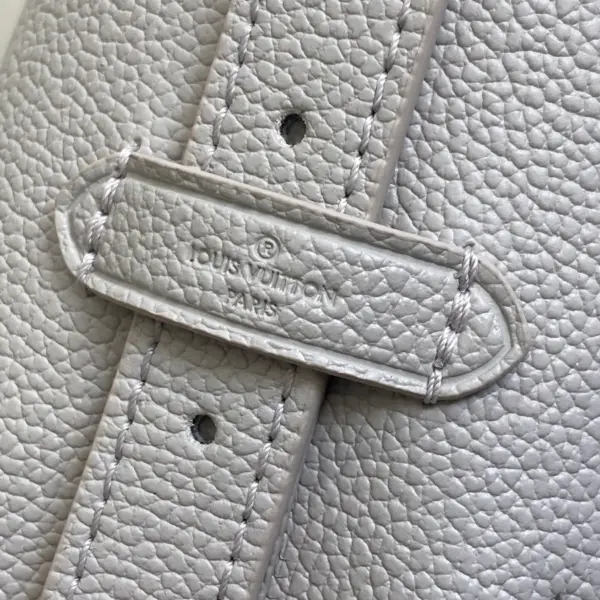 Louis Vuitton CarryAll PM 灰色Monogram牛皮都市包包 25 Louis Vuitton CarryAll PM 灰色Monogram牛皮都市包包