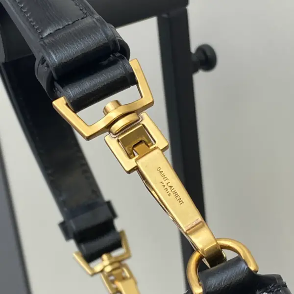 SAINT LAURENT BOX小牛皮CASSANDRE頂柄手袋