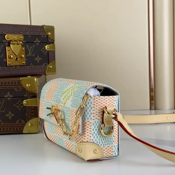 Louis Vuitton Steamer可穿戴式錢包 | Damier Heritage復古白