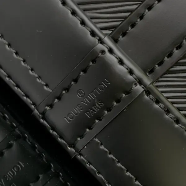 Louis Vuitton Noé BB 黑色Epi皮革水桶包
