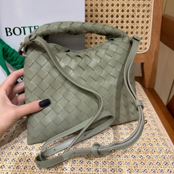 迷你Intrecciato編織皮革斜挎包