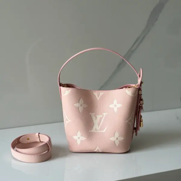 LV All In BB包包 粉石英色 Monogram Empreinte皮革二合一斜挎包