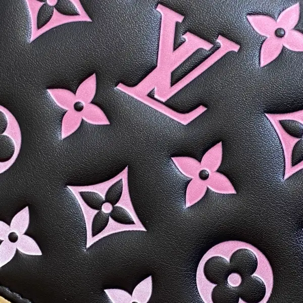LV Ski系列Monogram壓花小羊皮拉鏈錢包