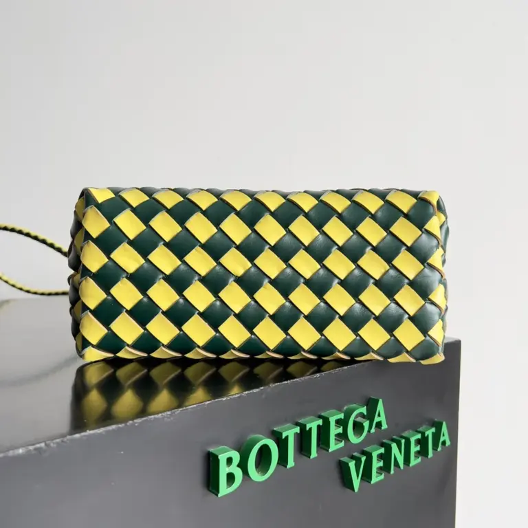 BottegaVenetaIntrecciato編織格紋祖母綠手提斜挎包 14 BottegaVenetaIntrecciato編織格紋祖母綠手提斜挎包