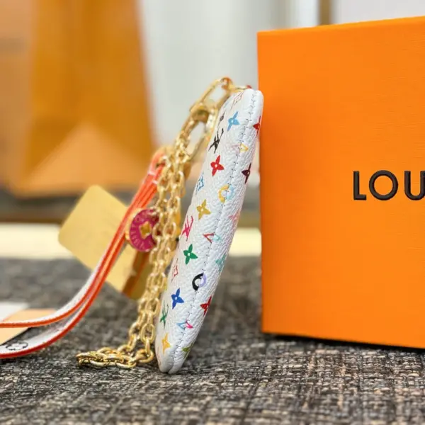 LV x TM 彩虹Monogram塗層帆布Phone Holder復刻版