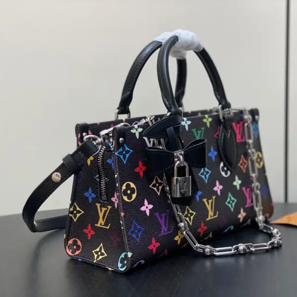 LV x TM OnTheGo East West Chain 彩虹Monogram塗層帆布包包