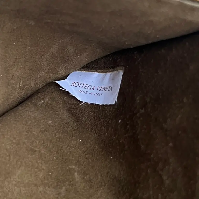 BottegaVeneta中號Intrecciato編織泥土棕羊皮革肩背包