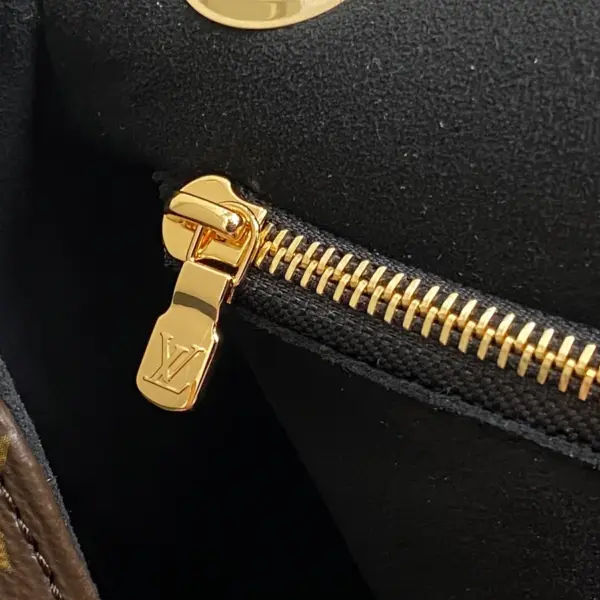 Louis Vuitton Trunkie 包包 | 2025春夏女裝系列復古行李箱靈感之作