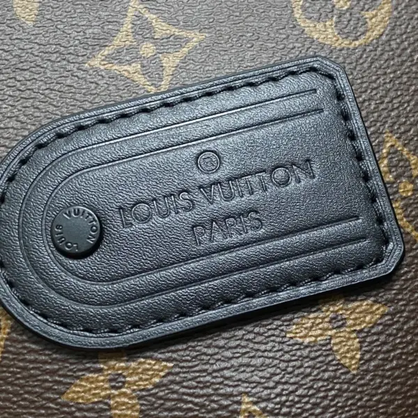 LV Trail 郵差包 | Monogram Macassar帆布 經典運動風格
