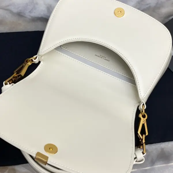 SAINT LAURENT BOX小牛皮CASSANDRE標誌頂部手柄手袋 17 SAINT LAURENT BOX小牛皮CASSANDRE標誌頂部手柄手袋