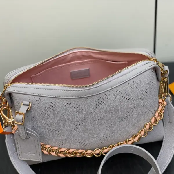 Louis Vuitton Hand It All PM 鏤空雕花Mahina小牛皮手提包