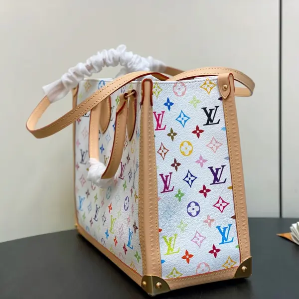 Louis Vuitton x Takashi Murakami 聯名款 OnTheGo MM 包包