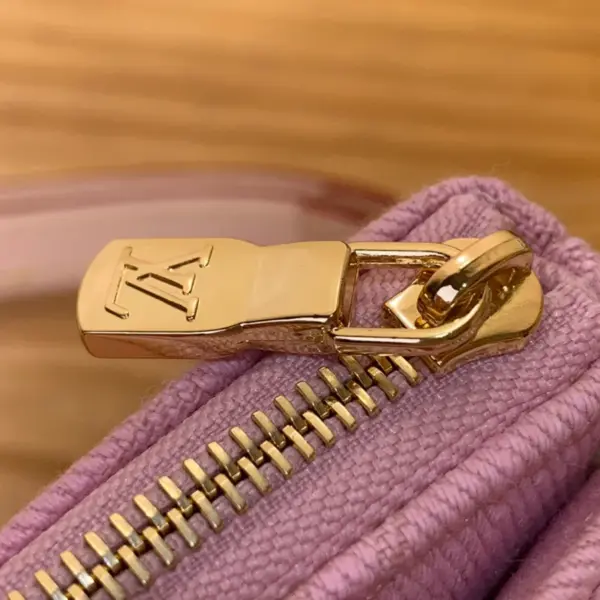 路易威登Nautical系列 Liv Pochette包包 - 洗水粉紅Monogram牛仔布