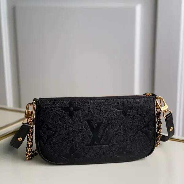 Louis Vuitton Multi Pochette Accessoires 斜背包 | Monogram Empreinte 皮革二合一設計
