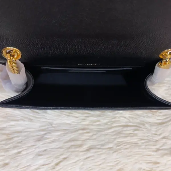 KATE雋永粒面壓紋皮革手袋