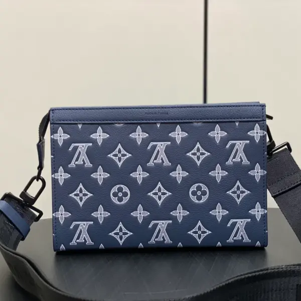 Louis Vuitton Gaston 可穿戴式 Monogram Shadow 小牛皮錢包