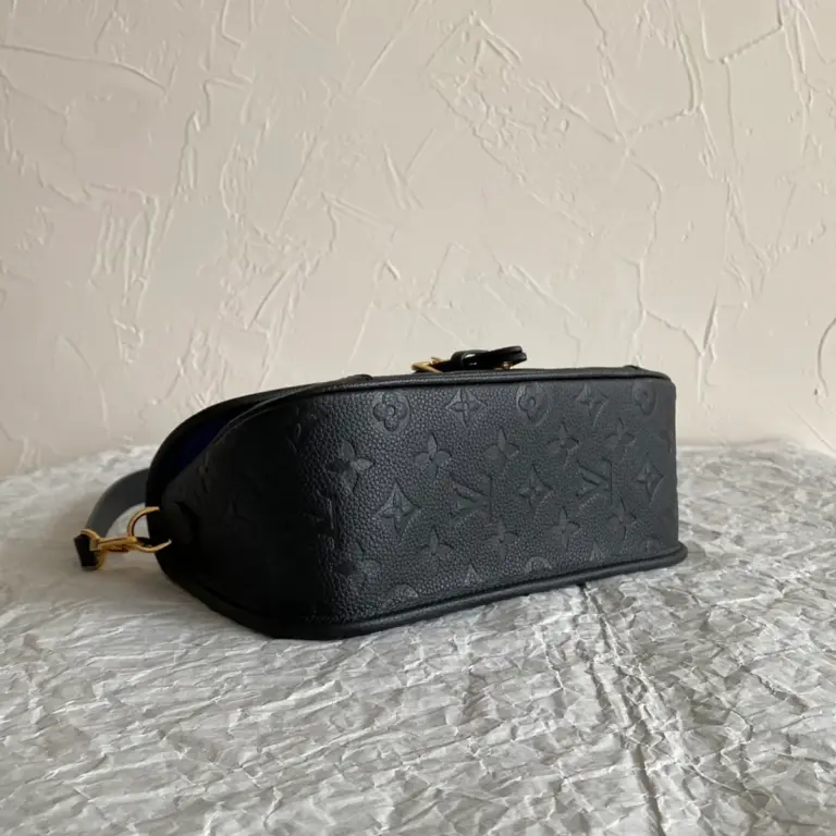 Louis Vuitton Diane學院風Monogram Empreinte壓花皮革長形包