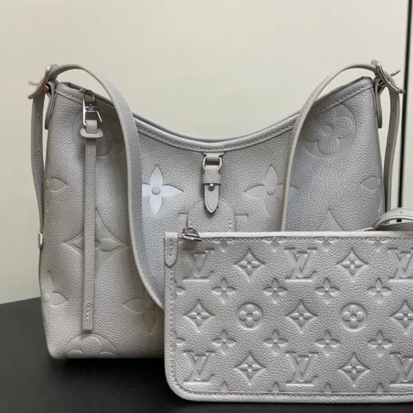 Louis Vuitton CarryAll PM 灰色Monogram牛皮都市包包 16 Louis Vuitton CarryAll PM 灰色Monogram牛皮都市包包