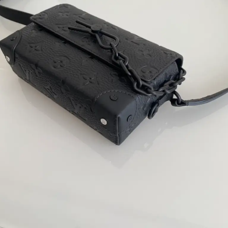 Louis Vuitton Steamer隨身錢包 | Monogram壓花Taurillon皮革