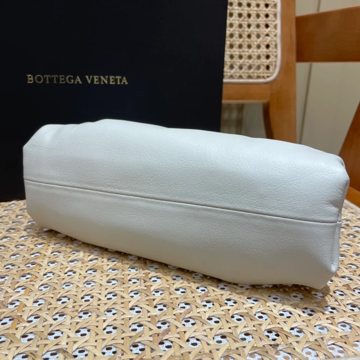 BottegaVeneta迷你Intrecciato編織皮革手拿包 8 BottegaVeneta迷你Intrecciato編織皮革手拿包