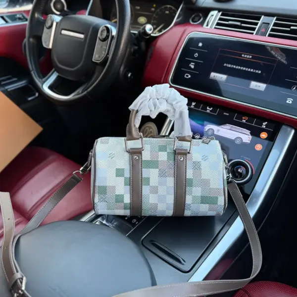 LV Damoflage Keepall Bandoulière 25 農曆新年限量款手提斜挎包