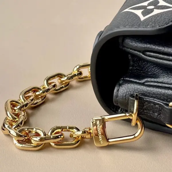 Louis Vuitton Pochette Métis East West 雙色壓花牛皮手提斜挎包