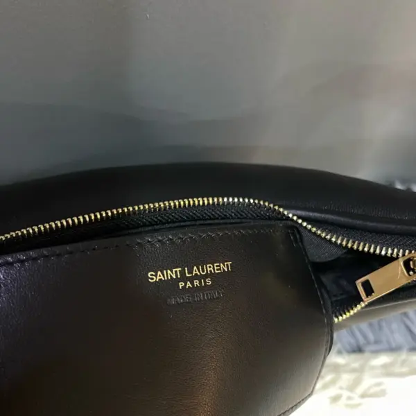 小羊皮CASSANDRE裝飾柔軟手袋