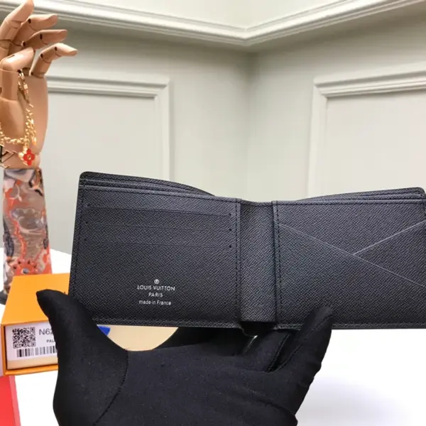 Louis Vuitton Damier Graphite 男士多夾層輕便錢包 | 可個人化訂製