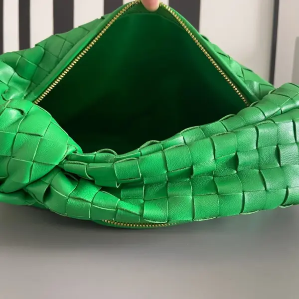 BottegaVenetaTeenIntrecciato編織皮革鸚鵡綠肩背包
