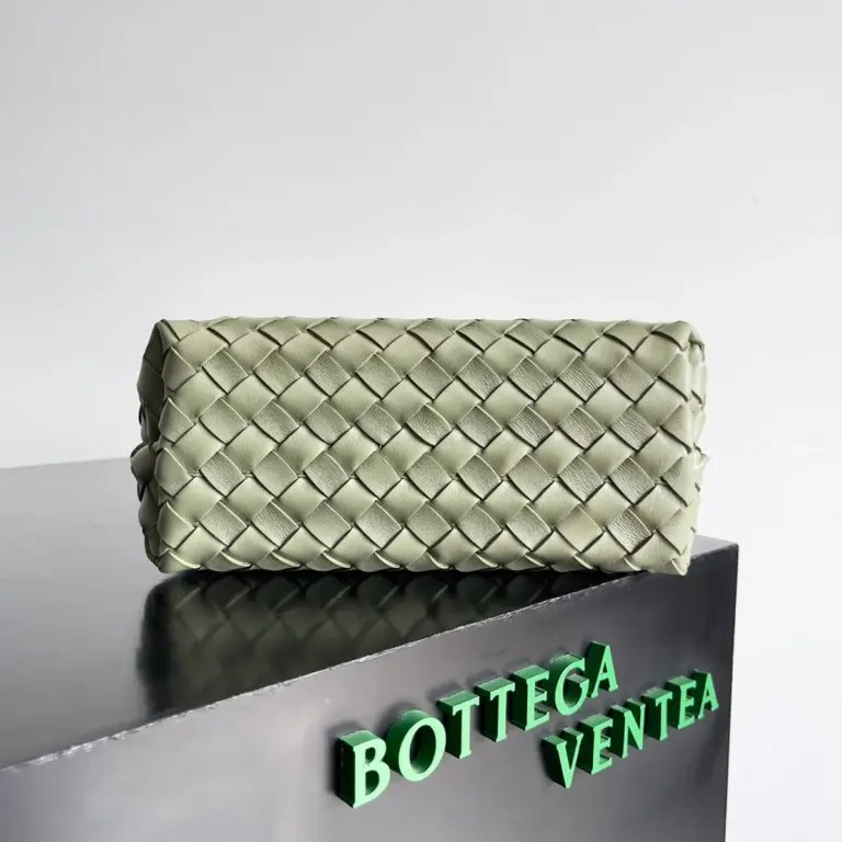 BottegaVenetaIntrecciato編織洞石綠羊皮革手提斜挎包