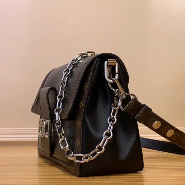 Louis Vuitton Dauphine Soft MM 黑色小羊皮包包