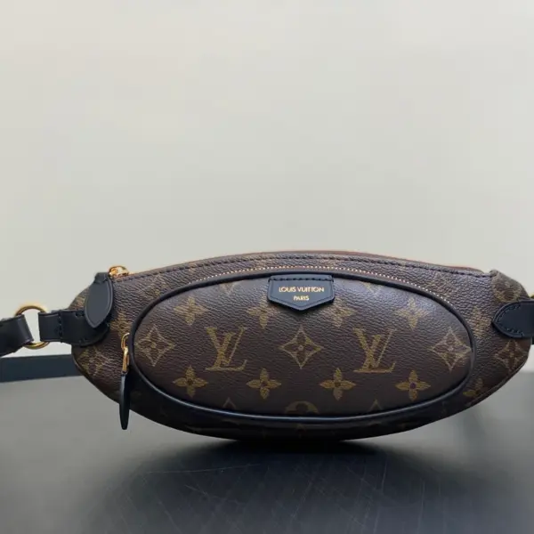 Louis Vuitton 2025春夏系列Keepit腰包 | Monogram塗層帆布多功能設計