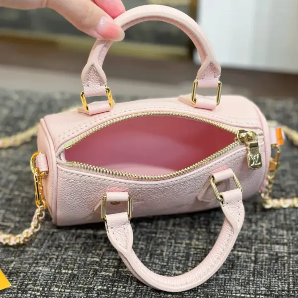 Louis Vuitton Nano Speedy 迷你包包 | Monogram Empreinte皮革 玫瑰金/白石英色 16 Louis Vuitton Nano Speedy 迷你包包 | Monogram Empreinte皮革 玫瑰金/白石英色