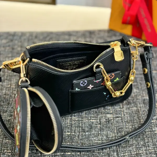 LV x TM Marellini Epi皮革粗鏈帶多功能手拿包