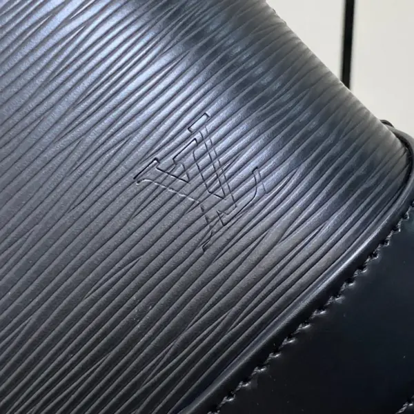 Louis Vuitton Alma BB 黑色Epi皮革包包