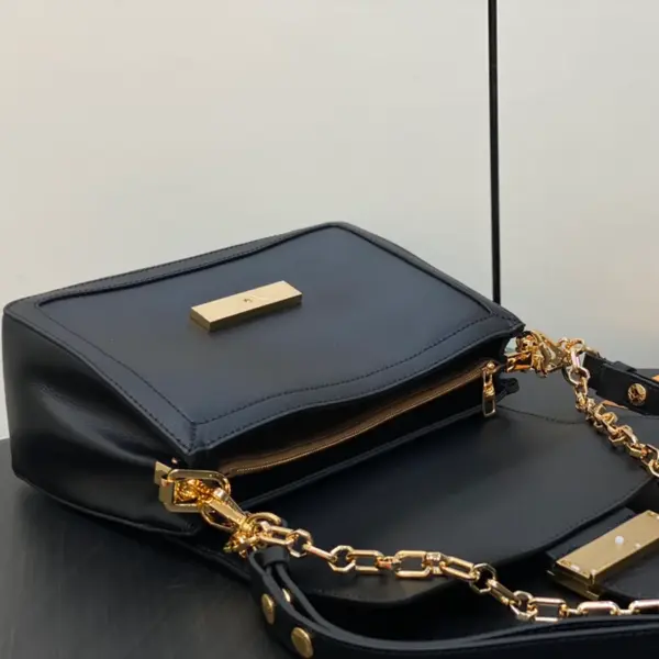 Louis Vuitton Dauphine Soft MM 2024春夏系列柔軟小牛皮包包