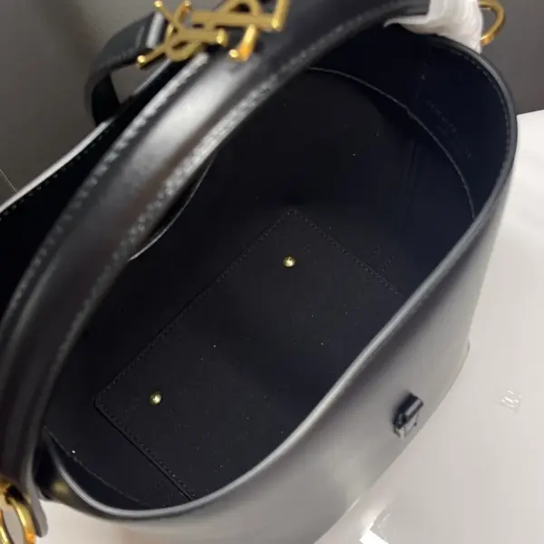 精緻小牛皮水桶袋