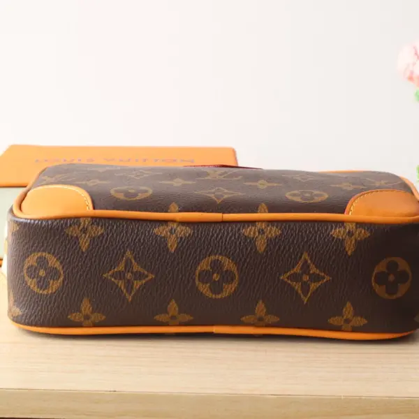 Louis Vuitton Trocadéro 可穿戴式錢包 | Monogram復古肩背包