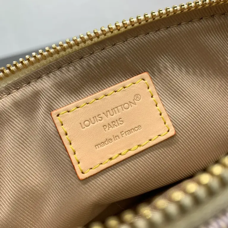 Louis Vuitton Keepit腰包 - 2025春夏女裝系 15 Louis Vuitton Keepit腰包 - 2025春夏女裝系