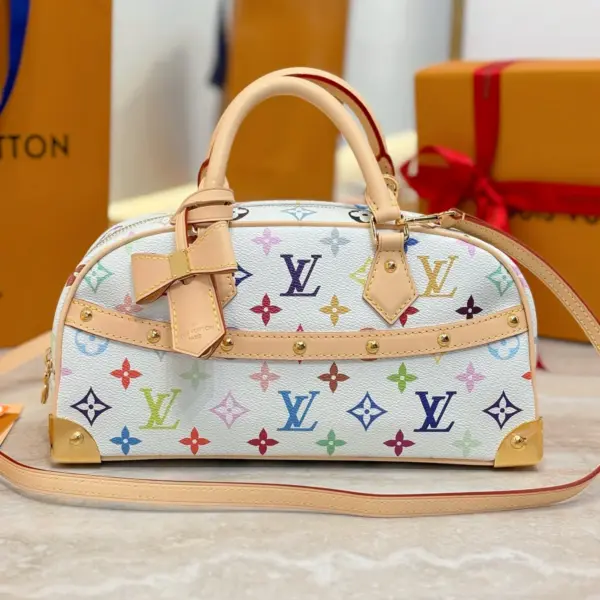 Louis Vuitton x Takashi Murakami 聯名複刻款East West包包