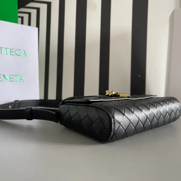 迷你intrecciato編織皮革斜挎包