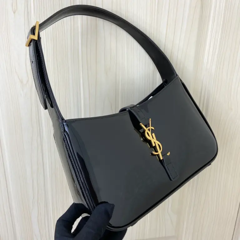 SAINT LAURENT MONOGRAM HOBO手袋