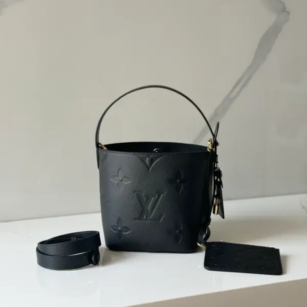 路易威登All In BB包包 - 經典黑色Monogram Empreinte皮革水桶包