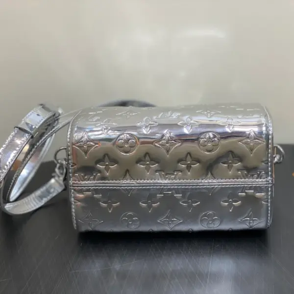 LV Ski系列 Speedy Bandoulière 20包包 - Monogram Miroir閃耀復古未來風