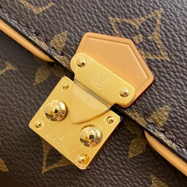 Pochette Camille Monogram帆布手