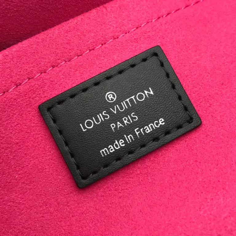 Louis Vuitton Cluny Mini 黑色Epi皮革雙面肩帶包包