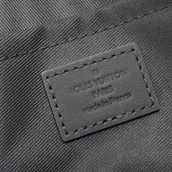 Louis Vuitton Keepall Bandoulière 25 黑色Taurillon Monogram迷你旅行袋 23 Louis Vuitton Keepall Bandoulière 25 黑色Taurillon Monogram迷你旅行袋
