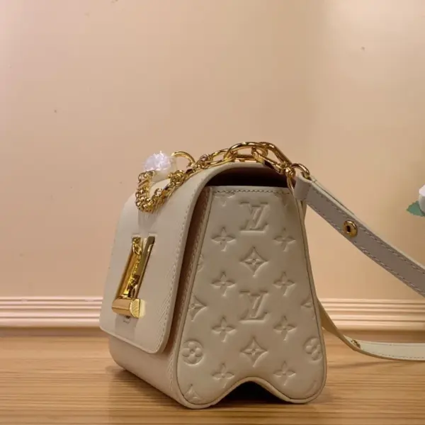 Louis Vuitton Twist PM Slim包包 - Say My Name系列