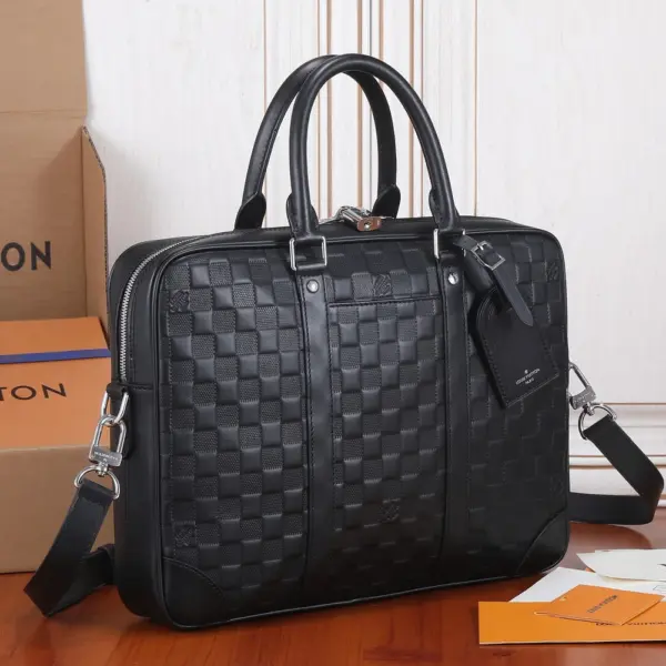 Louis Vuitton Porte-Documents Voyage PM 商務公事包